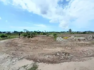 Viwanja Vinauzwa