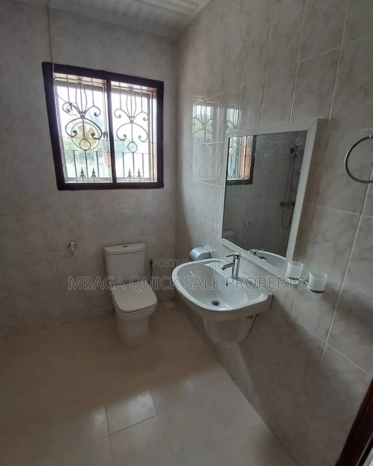 2bdrm Block of Flats in Masaki for rent