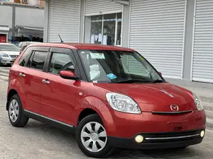 Mazda Verisa 2010 Red