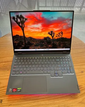 New Laptop Lenovo Legion 7 32GB AMD Ryzen 9 SSD 1T
