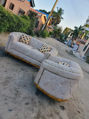 Sofa Classic Sana Mpya