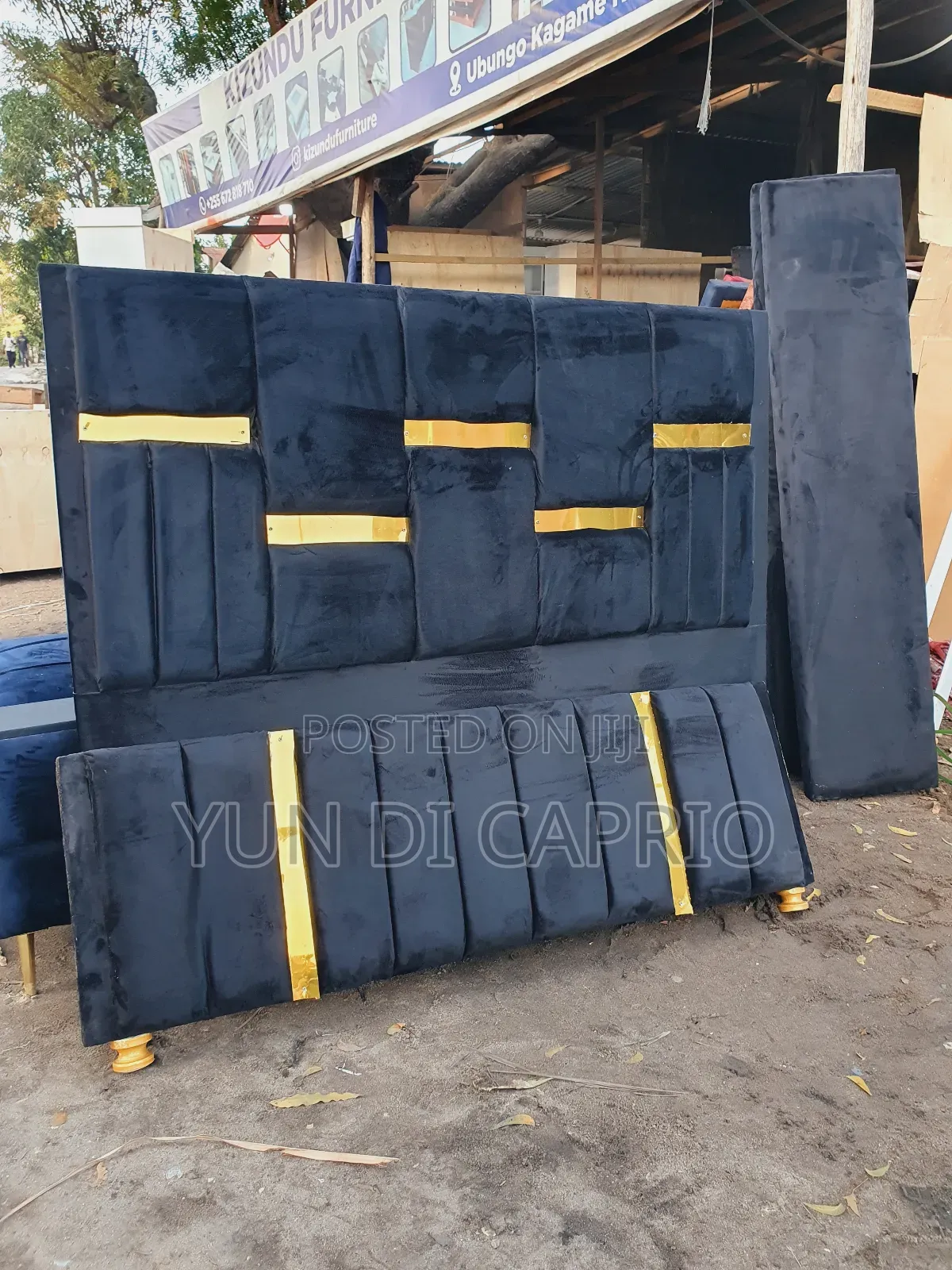 Bedsofa Classic Sana Mpya