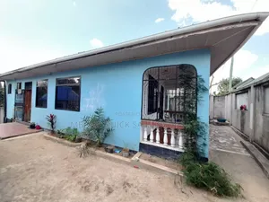 12bdrm House in Goba for sale