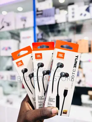 JBL Tune 310C USB-C Earbuds With Microphone (Black)