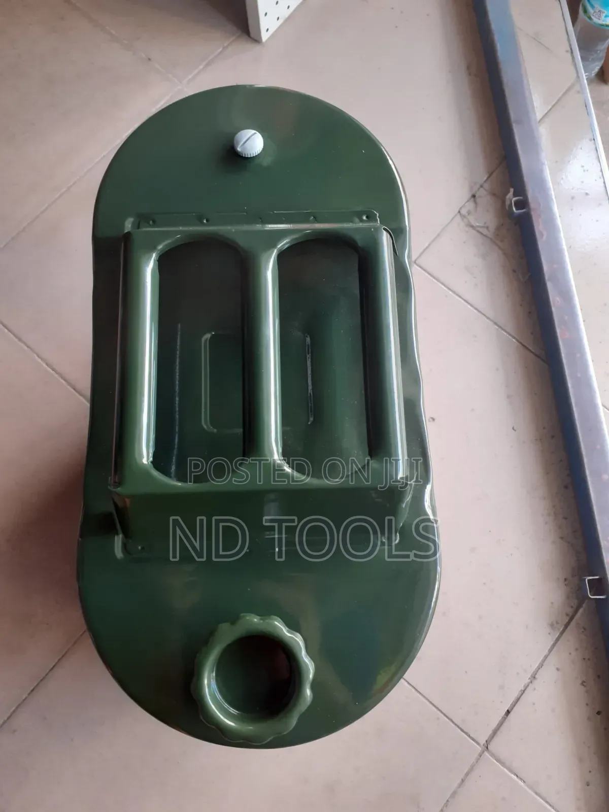 25l Metal Jerry Can – Fuel Storage Tank With Secure Cap