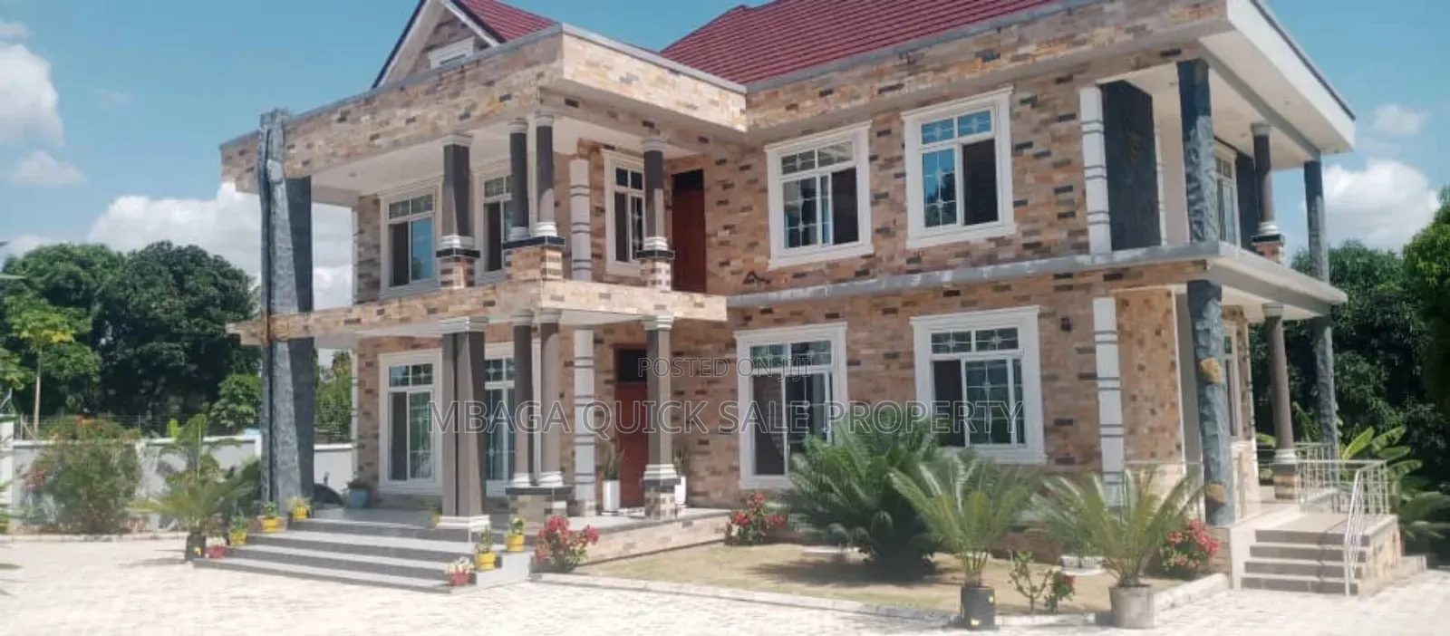 6bdrm House in Goba for sale