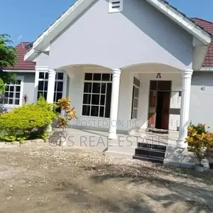 House for Sell at Mbwen Jkt