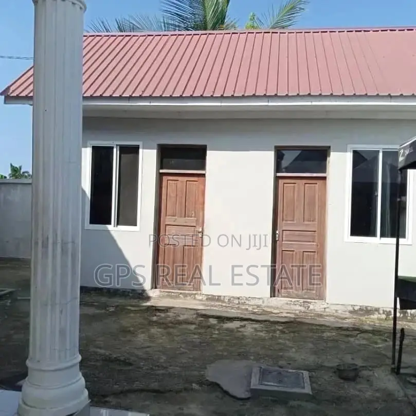 House for Sell at Mbwen Jkt