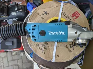 Makita Grinder 9inch