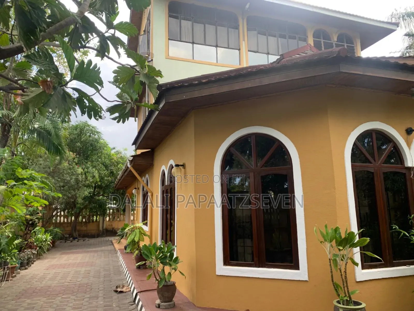 Furnished 5bdrm Apartment in Dalalipapaatzseven, Mbezi Beach for rent