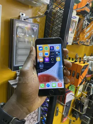 Apple iPhone 7 32 GB Black
