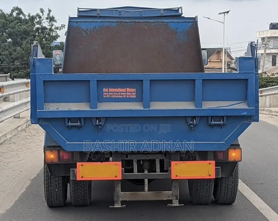 MITSUBISHI CANTER TIPPER(Kibinua) TANI 3.5 Mpya.