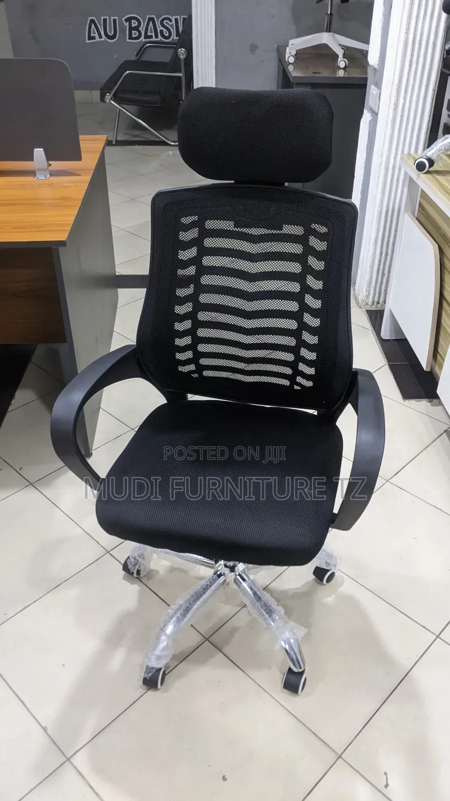 Office Chair 160000
