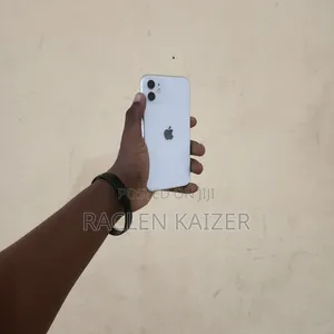 Apple iPhone 11 64 GB White