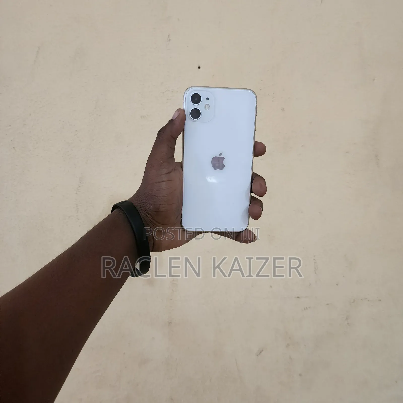 Apple iPhone 11 64 GB White
