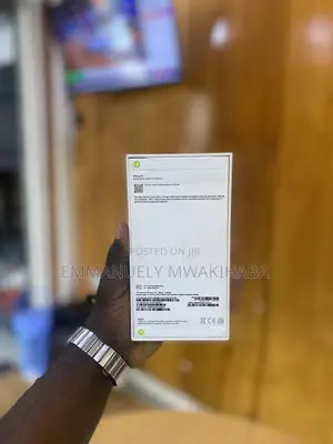 New Apple iPhone 15 128 GB Gray
