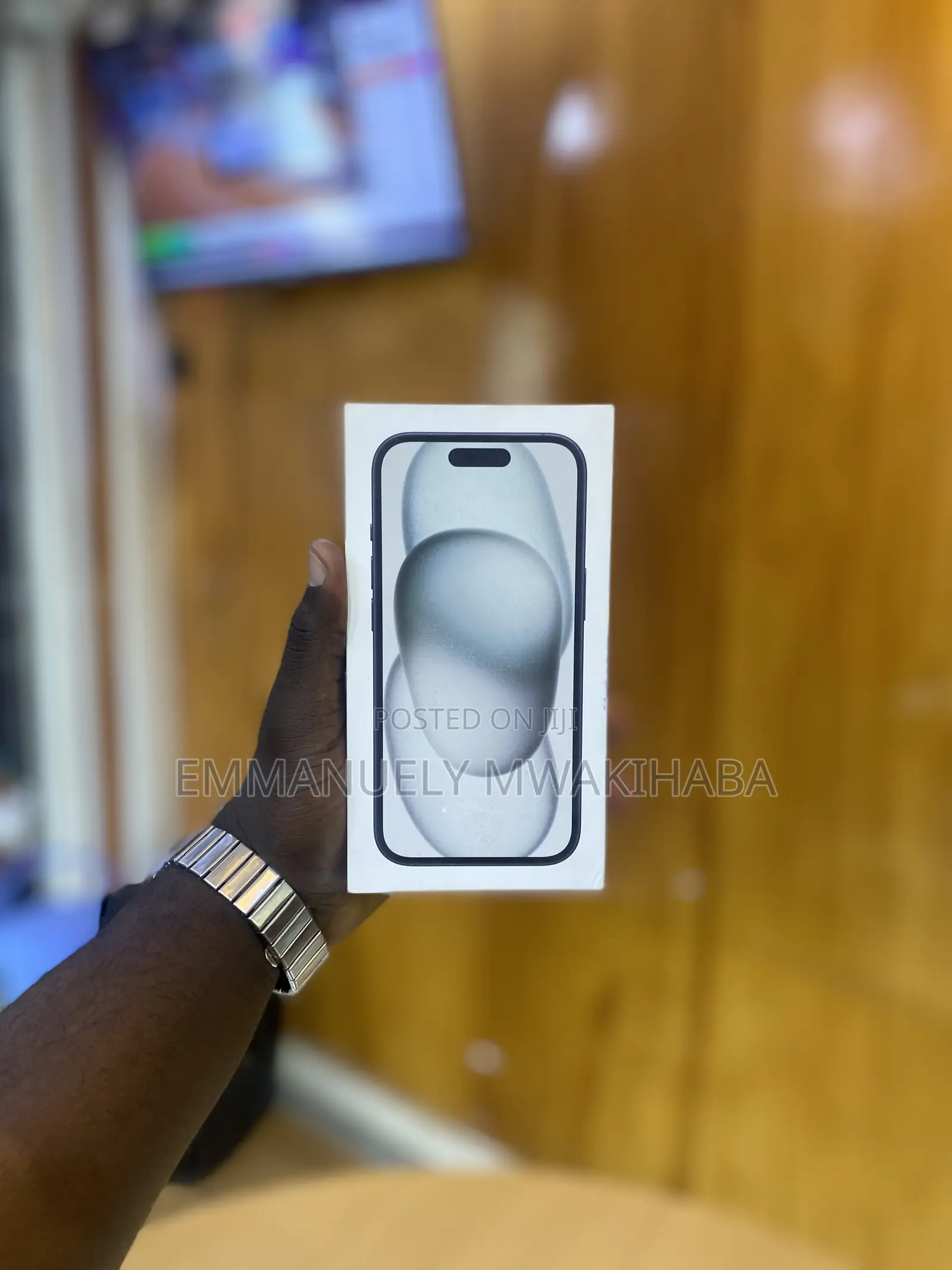 New Apple iPhone 15 128 GB Gray