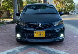 Toyota Vitz 2013 Black