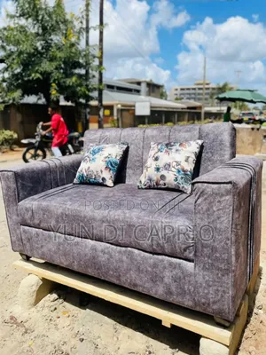 Sofa Kali Sana Mpya