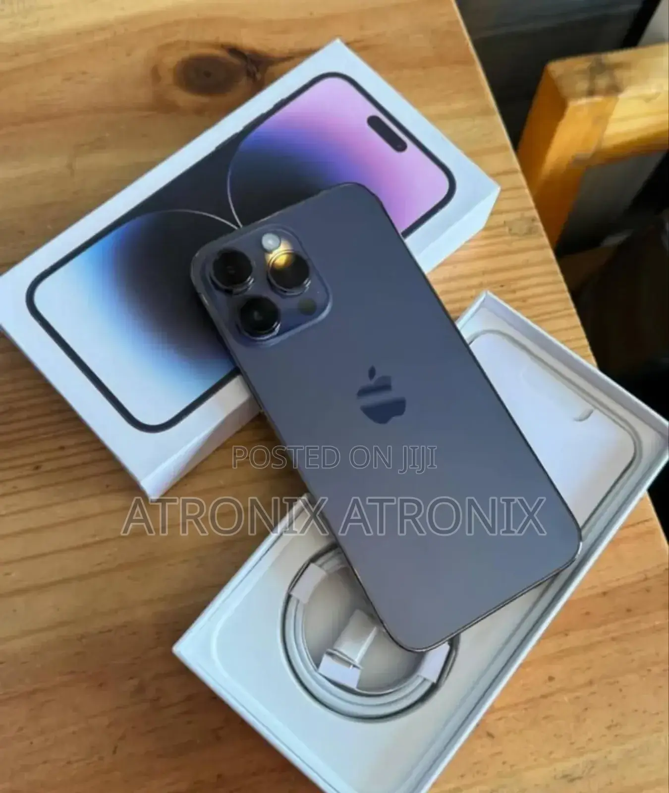 New Apple iPhone 15 Pro Max 256 GB Black