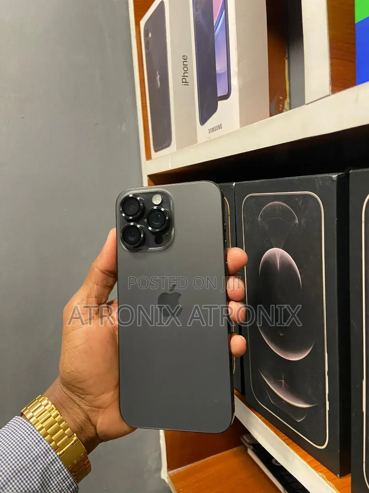 New Apple iPhone 15 Pro Max 256 GB Black