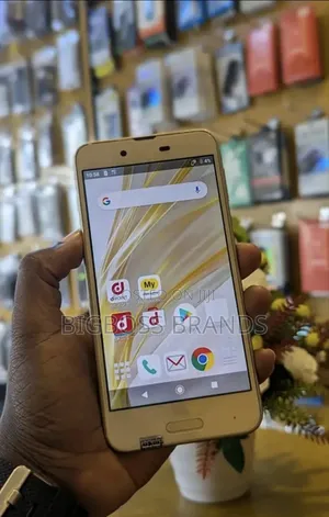 Sharp Aquos Sense 2 SHV43 32 GB