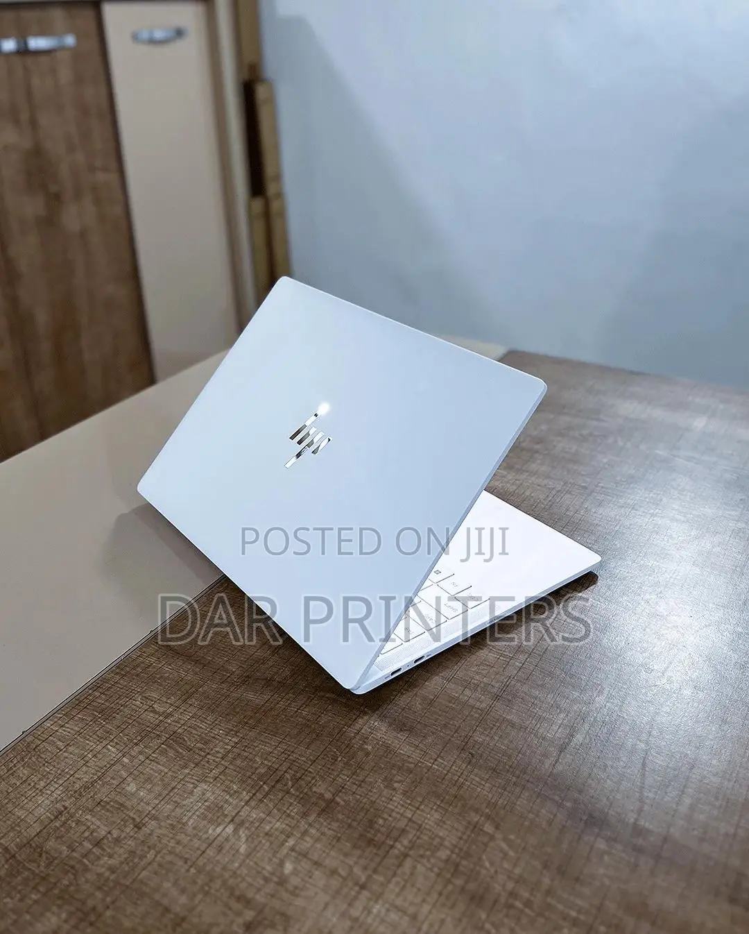 New Laptop HP Dragonfly G4 16GB AMD Ryzen 7 SSD 512GB