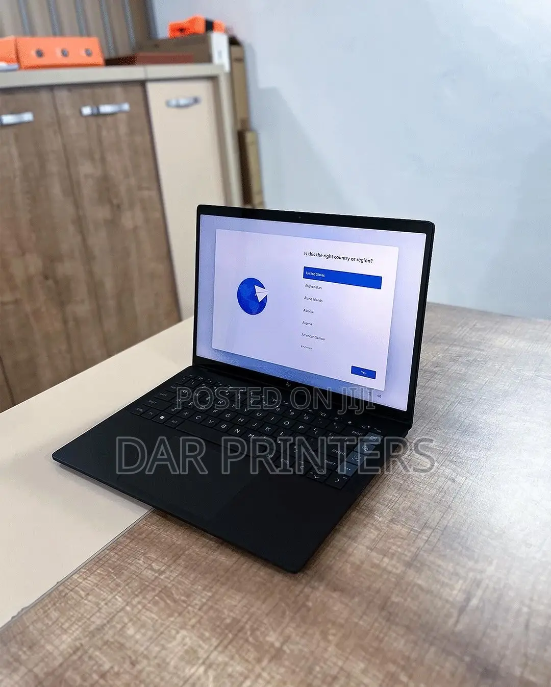 New Laptop HP Dragonfly G4 16GB AMD Ryzen 7 SSD 512GB