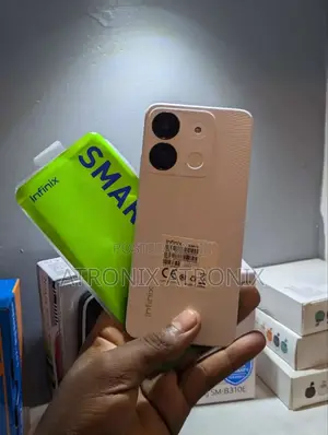 New Infinix Smart 7 HD 64 GB White