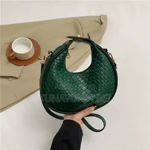 Pochi Nzuri Za Kike
