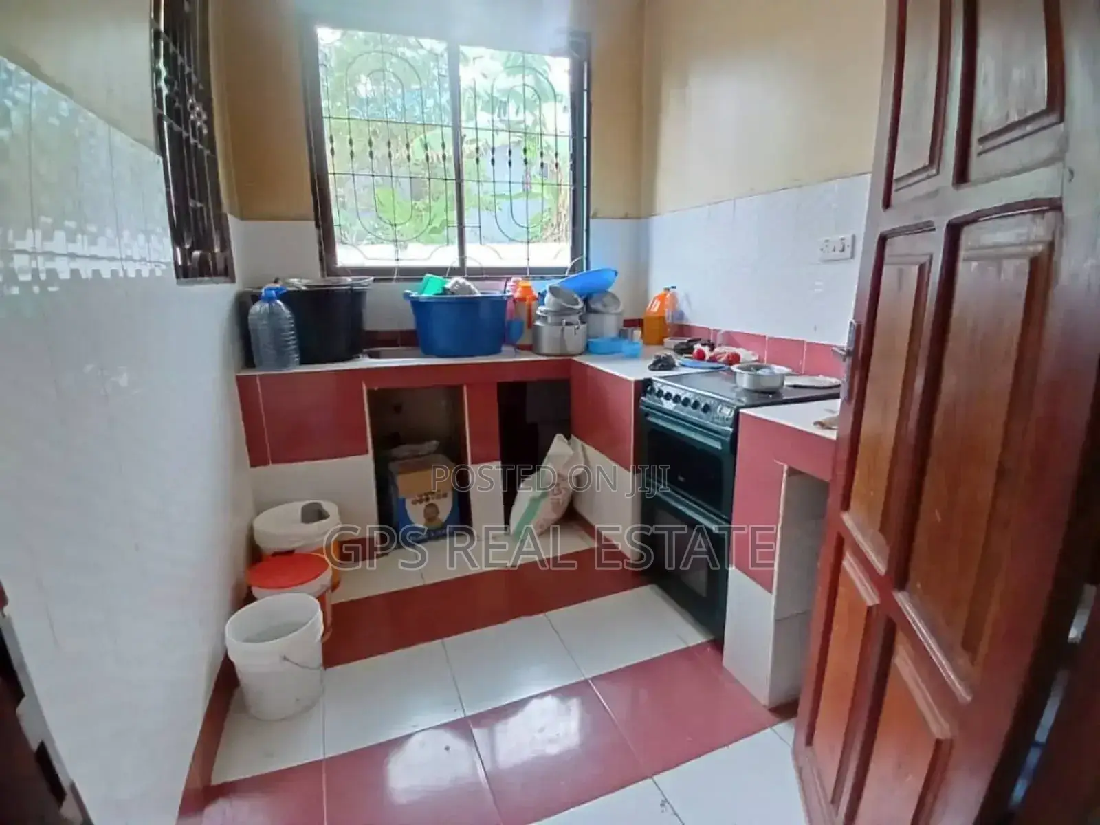 3bdrm House in Mbezi Kibanda Cha, Kinondoni for sale