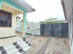 3bdrm House in Mbezi Kibanda Cha, Kinondoni for sale