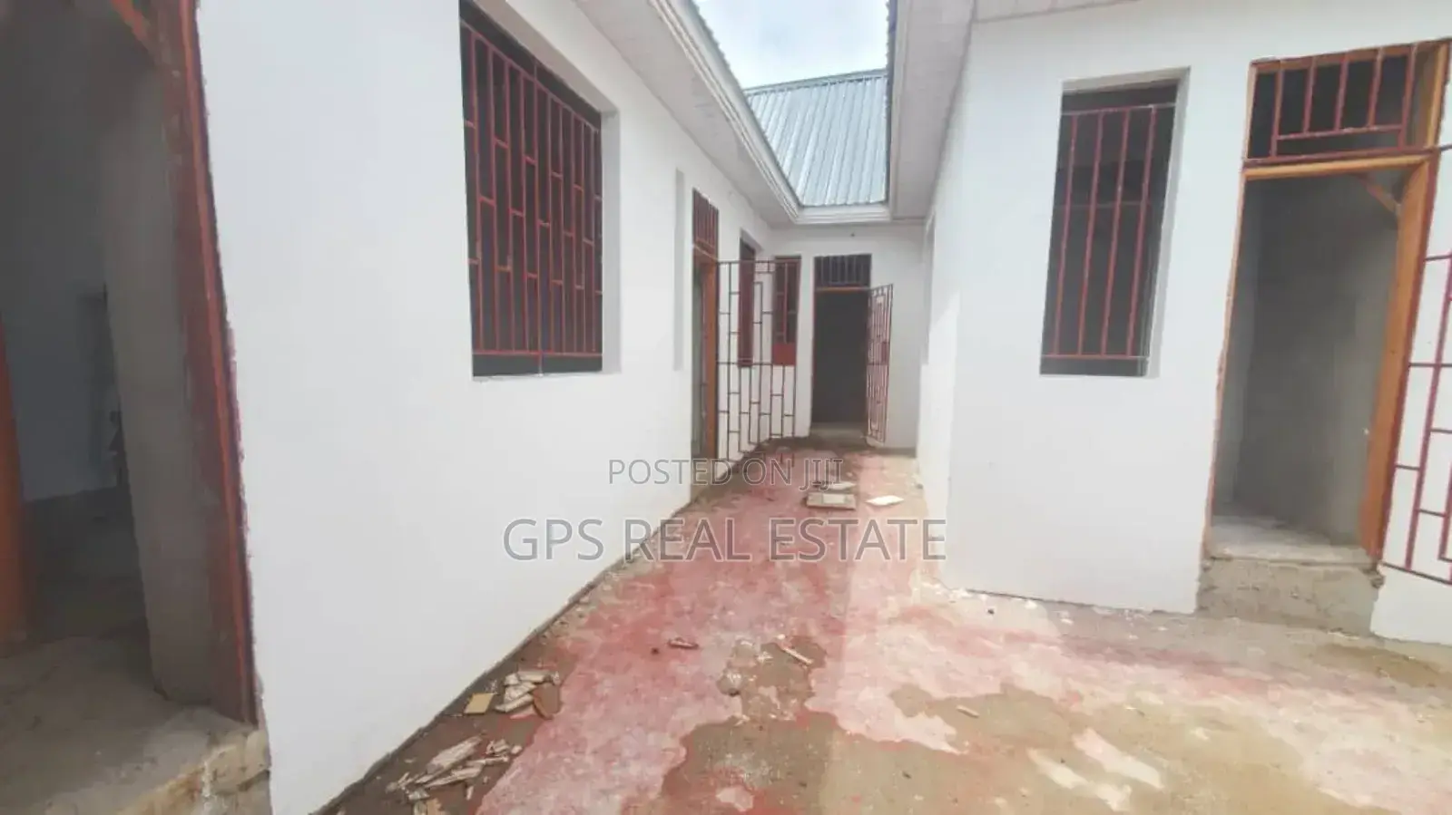 5bdrm House in Mbagala Chamazi, Temeke for sale