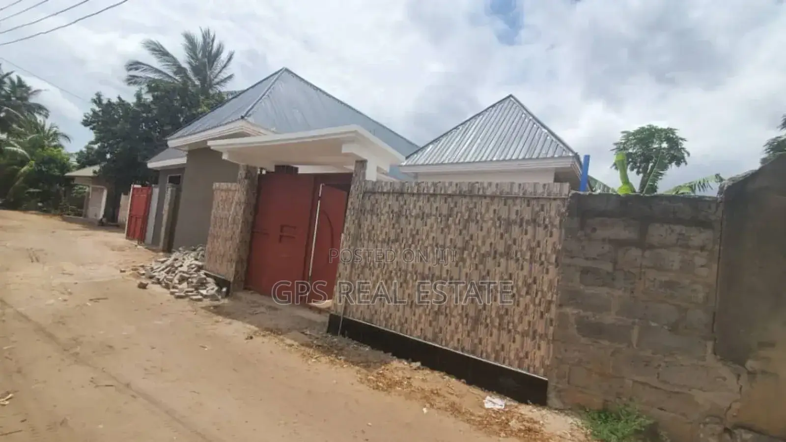 5bdrm House in Mbagala Chamazi, Temeke for sale