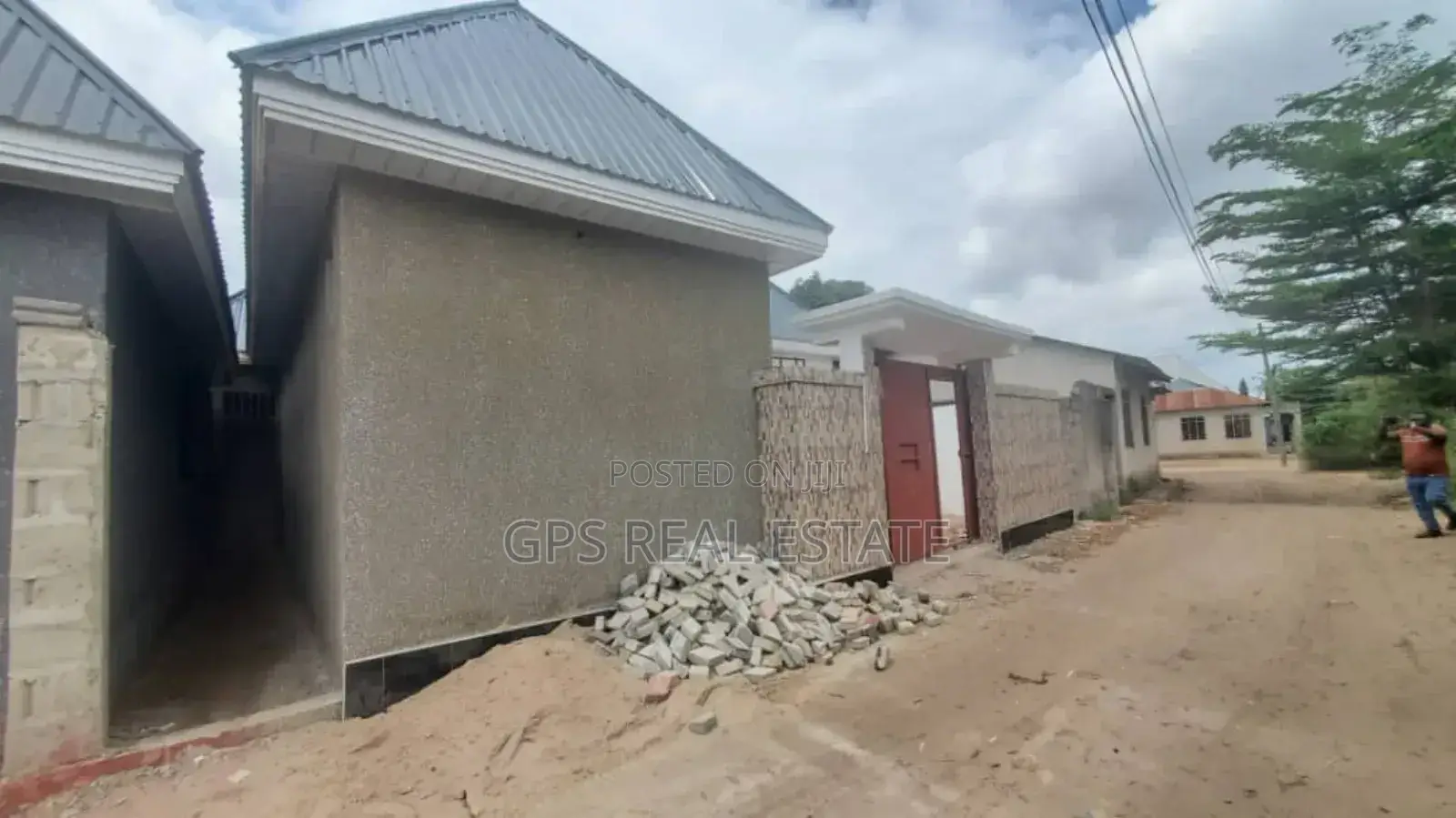 5bdrm House in Mbagala Chamazi, Temeke for sale