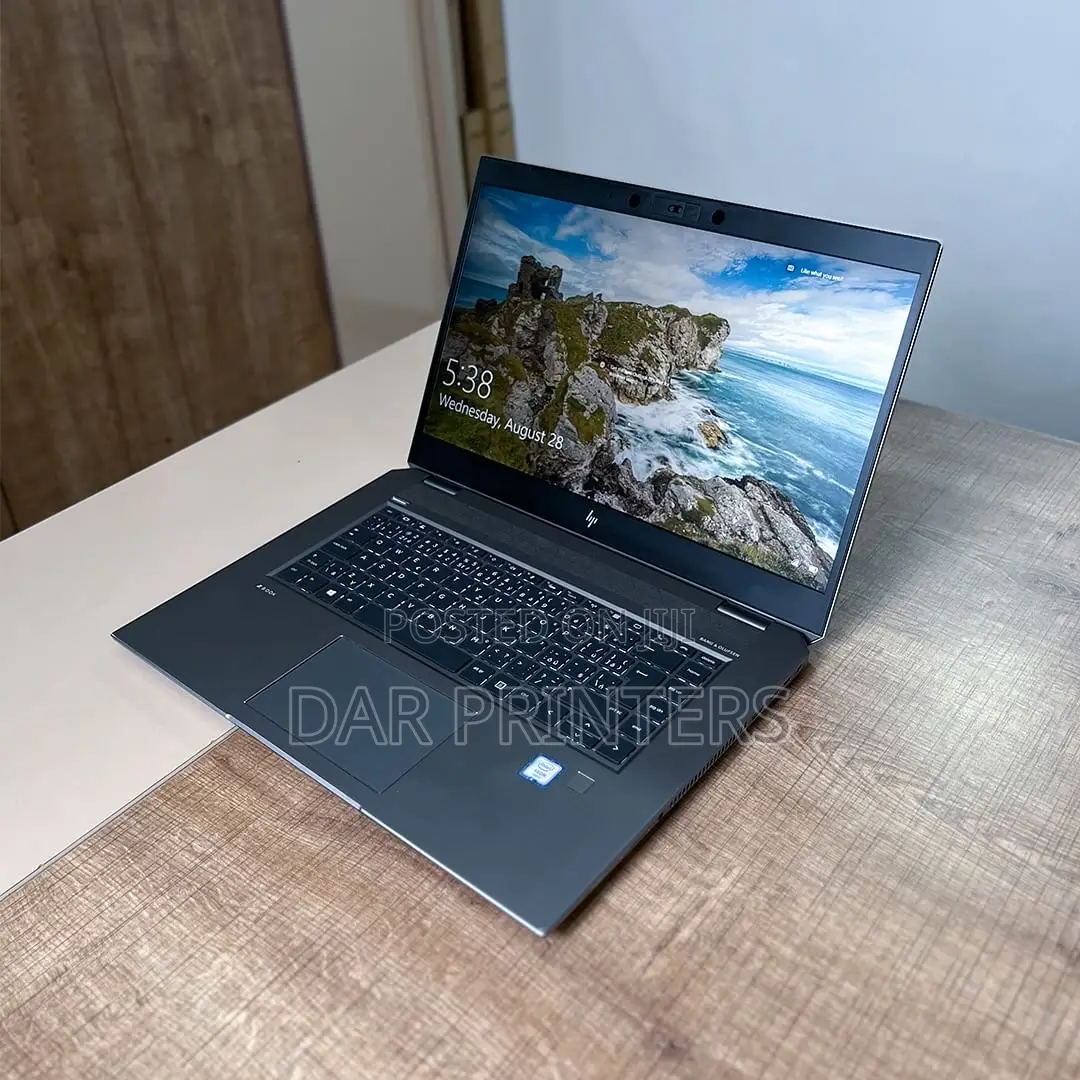 New Laptop HP ZBook Studio G5 16GB Intel Core I7 SSD 512GB