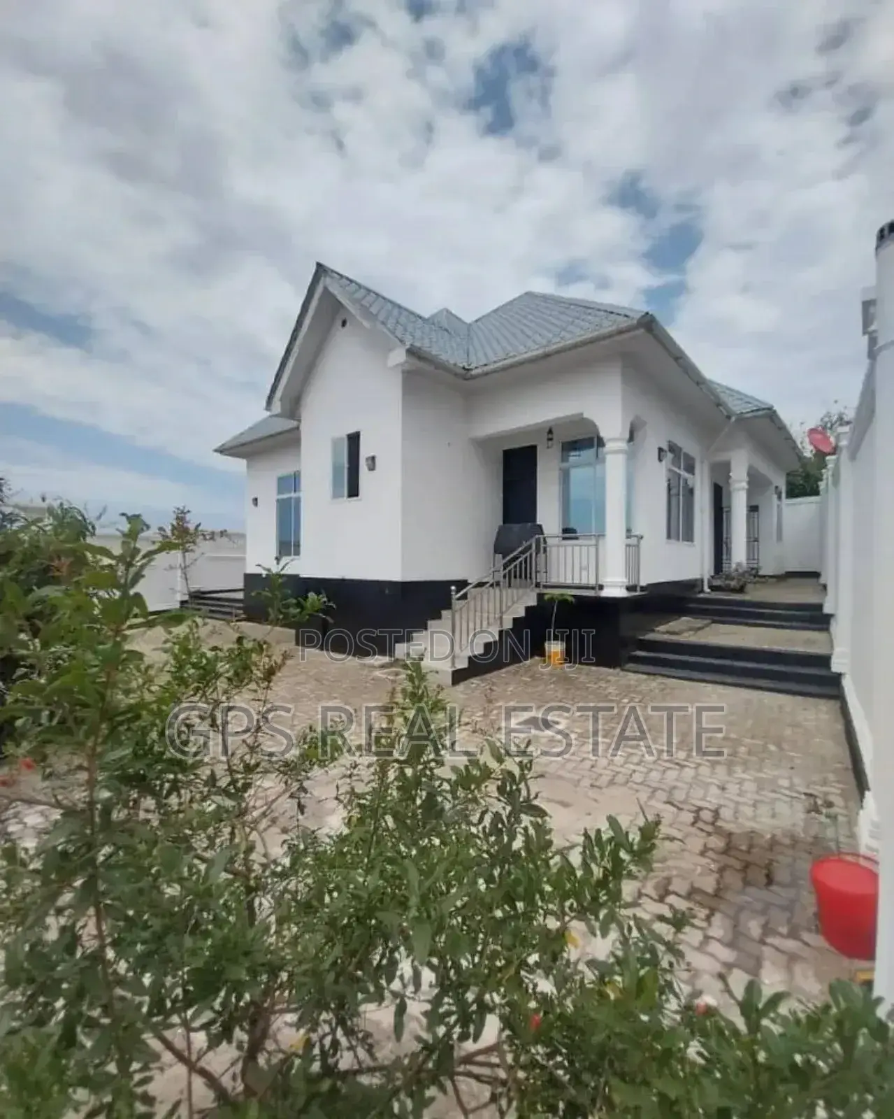 4bdrm House in Tegeta Wazo, Kinondoni for sale