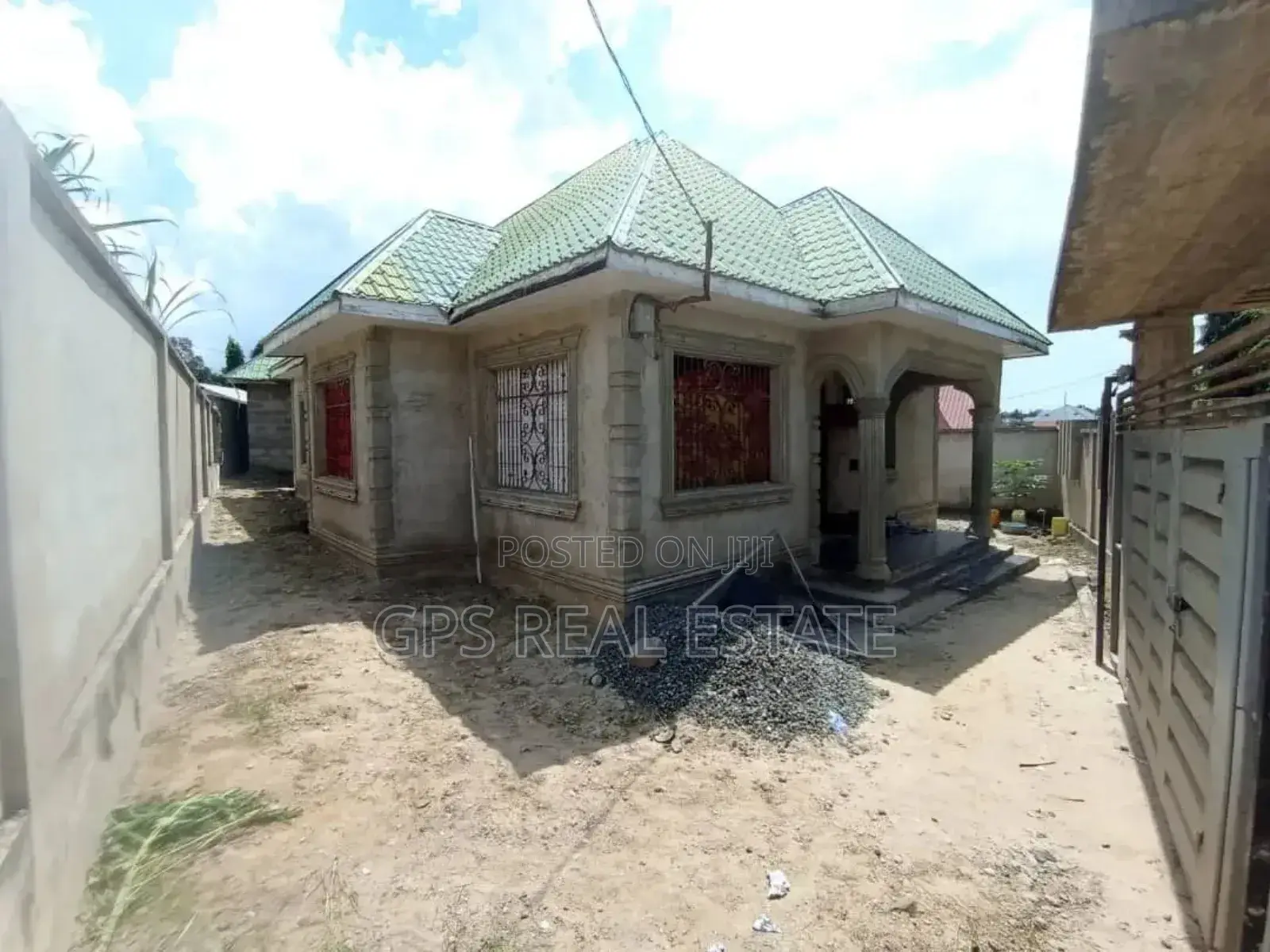 Furnished 3bdrm House in Kimara Mwisho, Kinondoni for sale