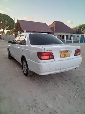 Toyota Carina 2001 White