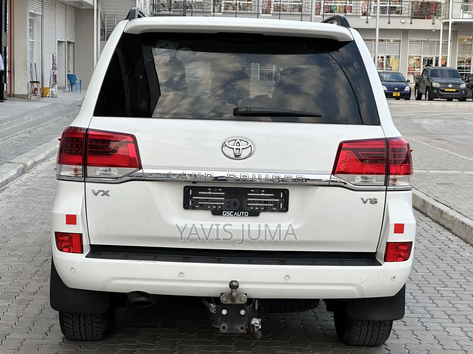 Toyota Land Cruiser 2017 White