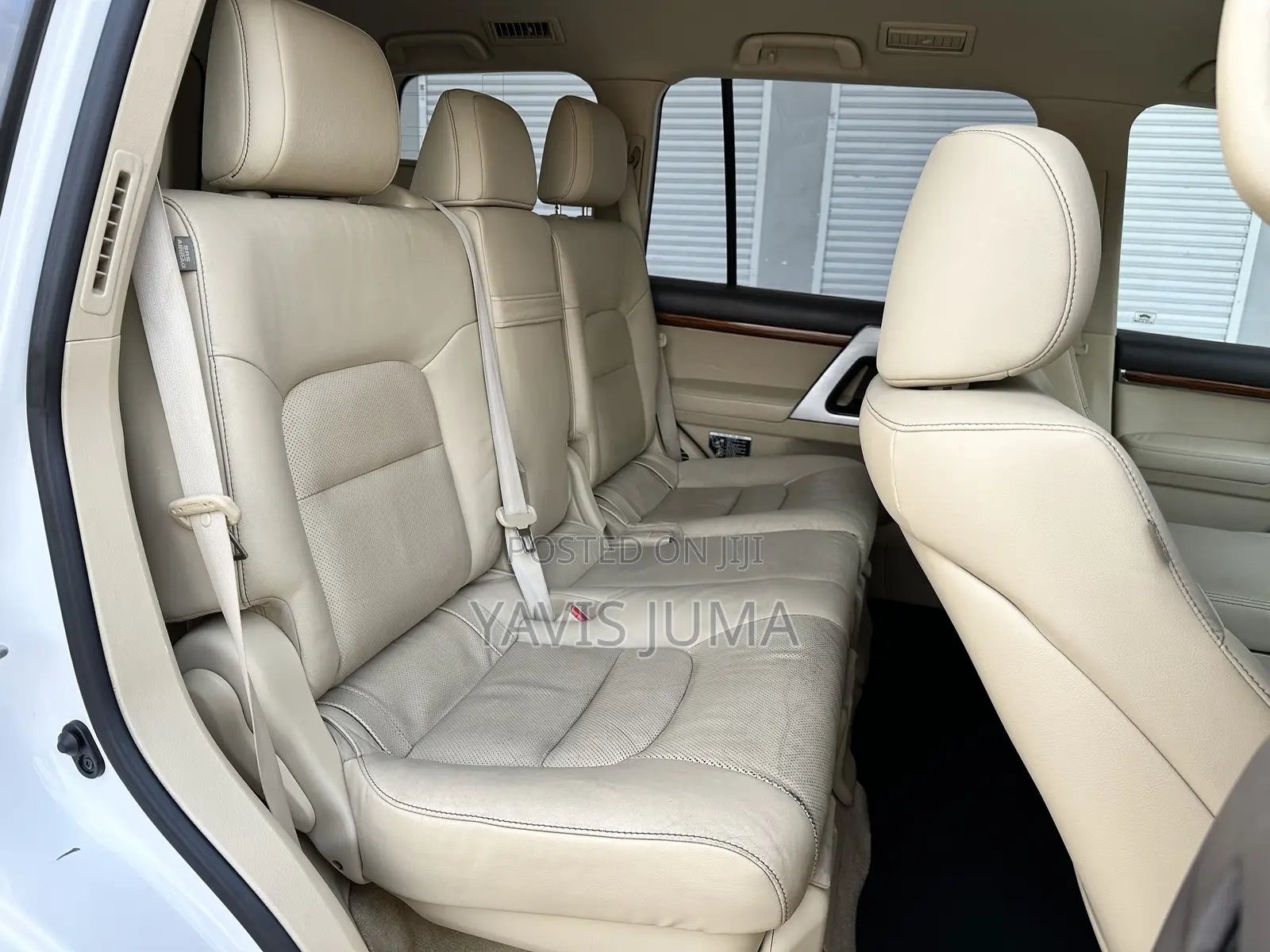 Toyota Land Cruiser 2017 White