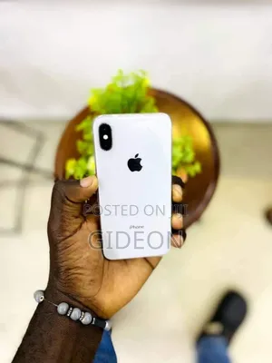 Apple iPhone X 64 GB White