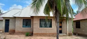 3bdrm House in Mark Real Estate, Visiga for sale