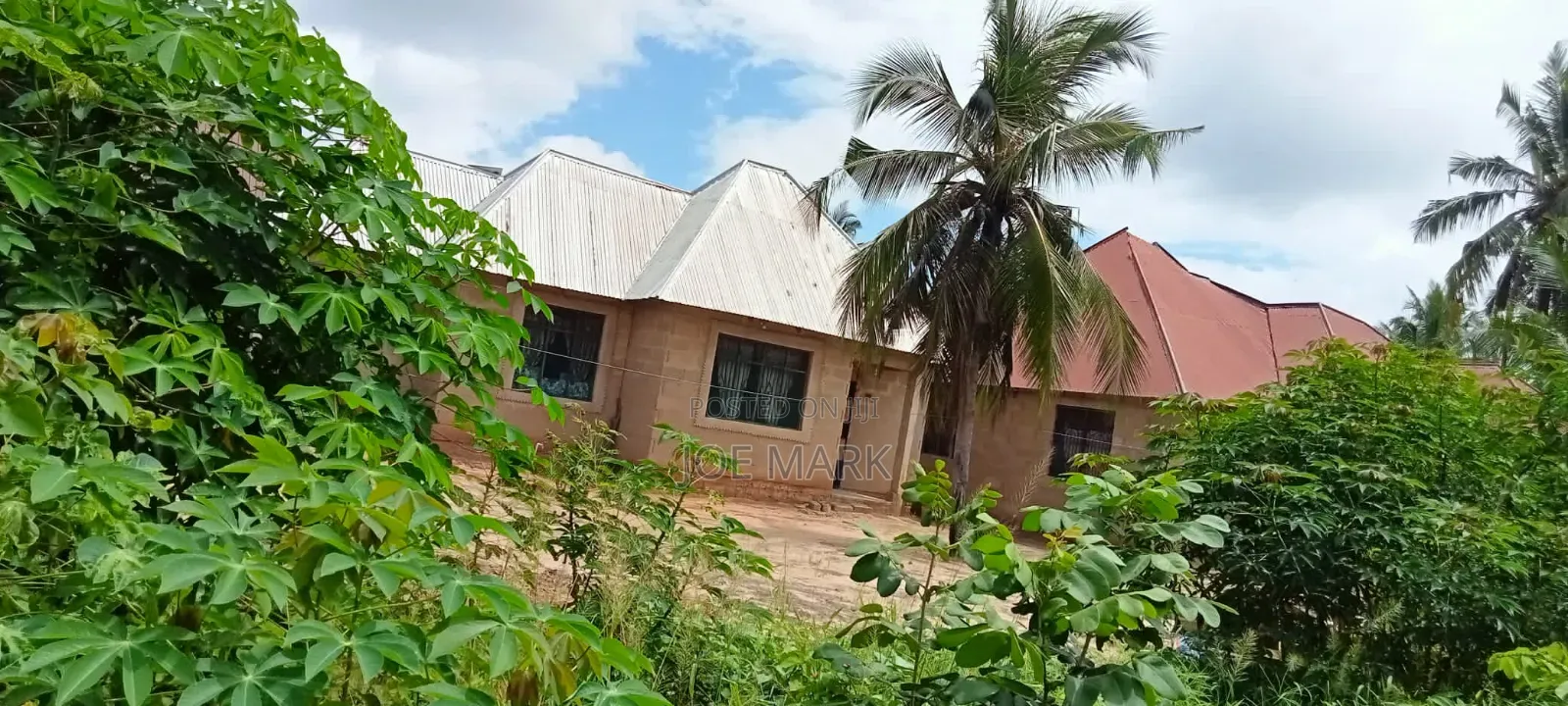 3bdrm House in Mark Real Estate, Visiga for sale
