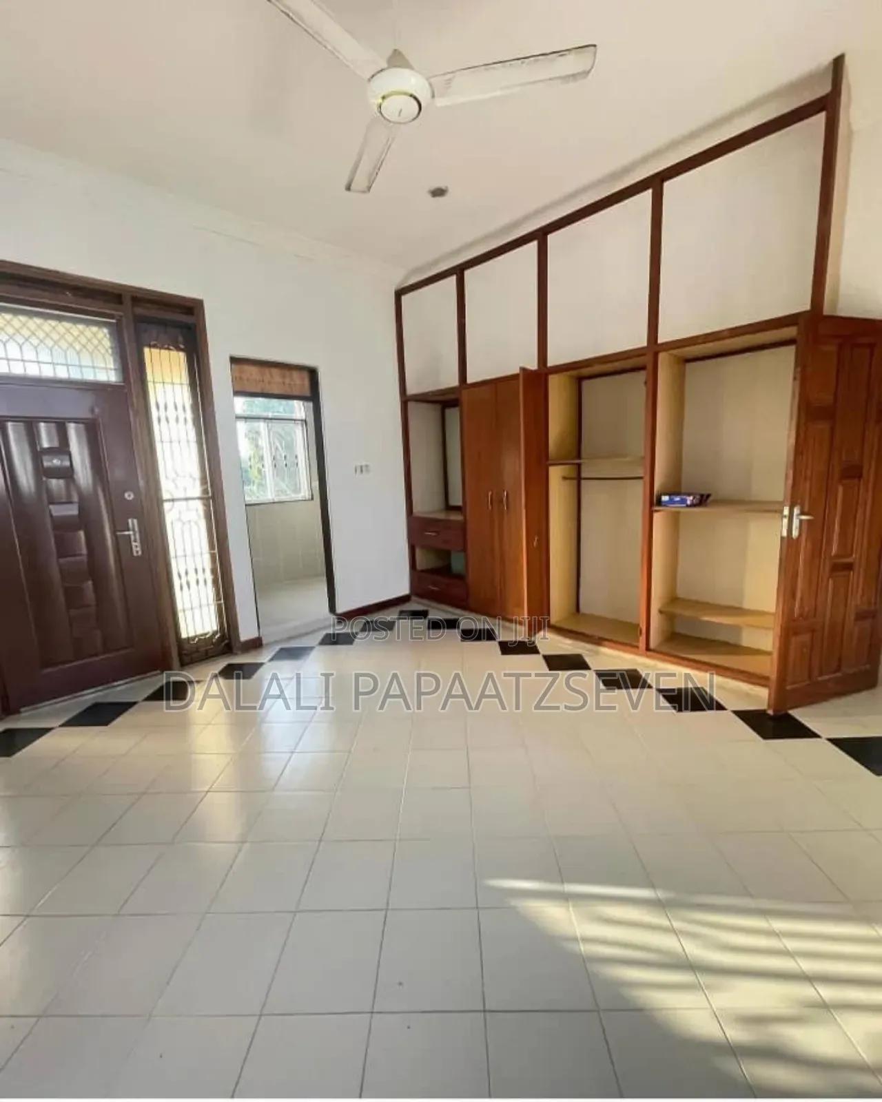 5bdrm House in Dalalipapaatzseven, Kinondoni for rent