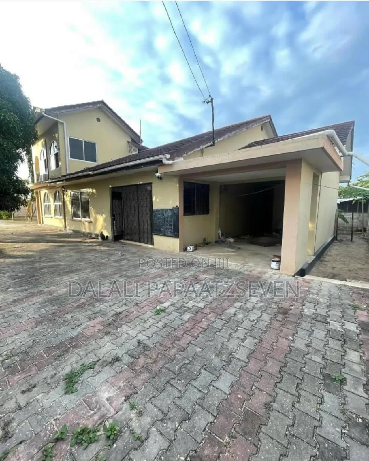 5bdrm House in Dalalipapaatzseven, Kinondoni for rent