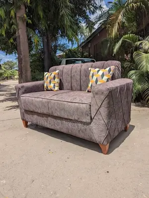 Masofa Ya Watuwawili Rangi Zako Mbili Tu