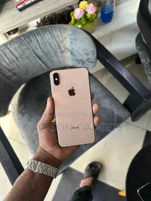 Apple iPhone XS Max 64 GB Gold