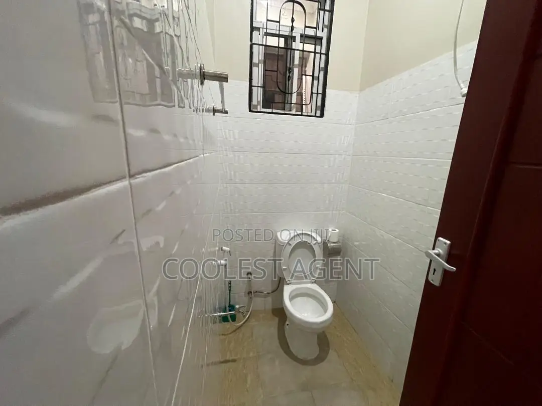 Furnished 2bdrm House in Leaders, Kinondoni for rent