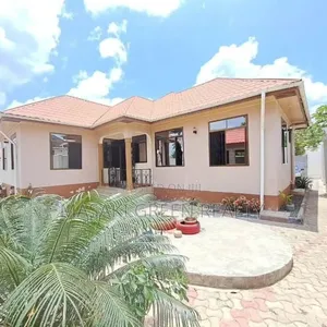 5bdrm House in Goba Estate, Kinondoni for sale